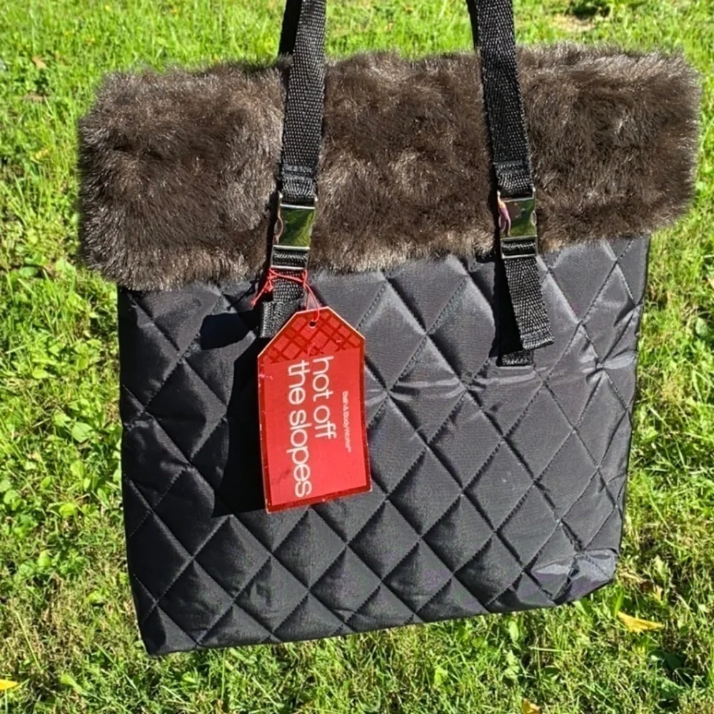 Bath & Body Works hot off the slopes tote bag black with brown faux fur